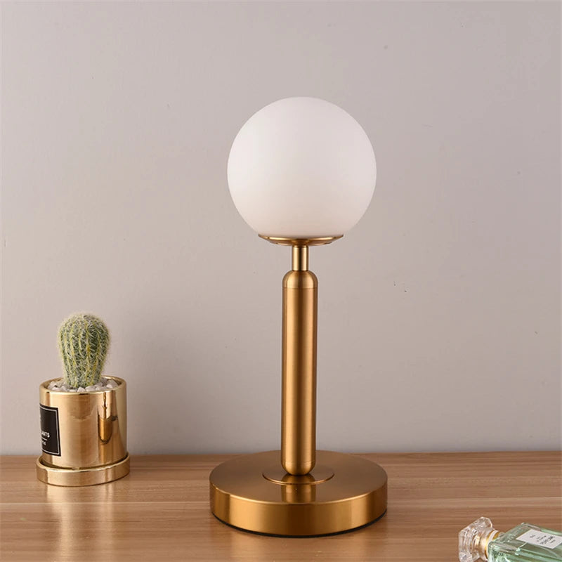 Modern Table Lamps Nordic Bedroom Bedside Creative Glass Ball Decorative Table Lights LED Simple Study Desk Light Send E27 Bulb