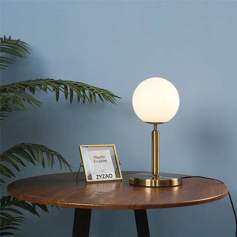 Modern Table Lamps Nordic Bedroom Bedside Creative Glass Ball Decorative Table Lights LED Simple Study Desk Light Send E27 Bulb
