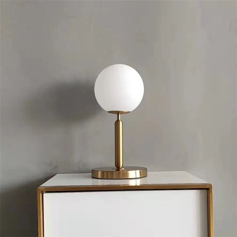 Modern Table Lamps Nordic Bedroom Bedside Creative Glass Ball Decorative Table Lights LED Simple Study Desk Light Send E27 Bulb